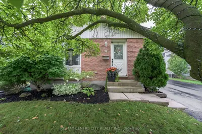 71 Ardsley Road, London North, On N6g 3j4