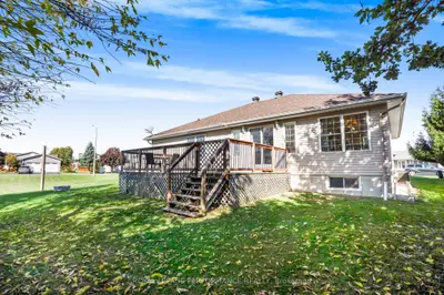 40 Lori Lane, North Dundas, On K0c 2h0