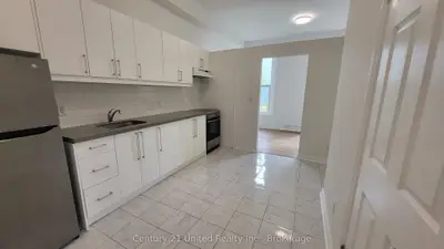 172.5 Hunter Street W 11, Peterborough, On K9h 2l2
