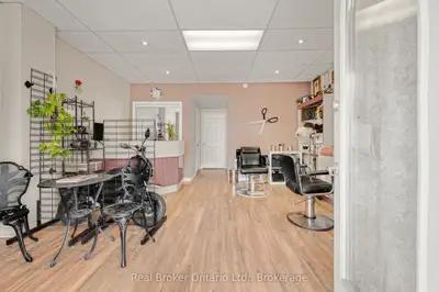 466 Cannon Street E, Hamilton, On L8l 2e2
