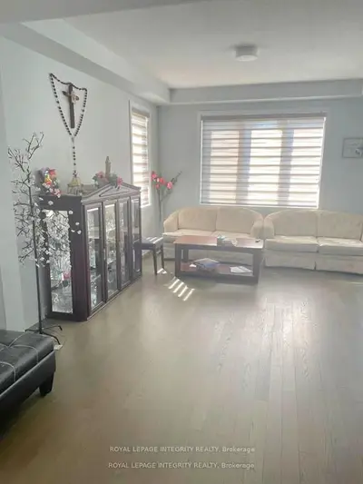 2477 Watercolours Way, Barrhaven, On K2j 7b1