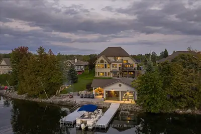 2112 TRUMAN Drive, Selwyn, ON K0L 2H0