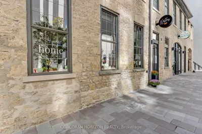 58 Grand Avenue 103, Cambridge, On N1s 0b7