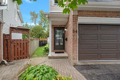 54 Castle Glen Crescent, Kanata, On K2l 4h1