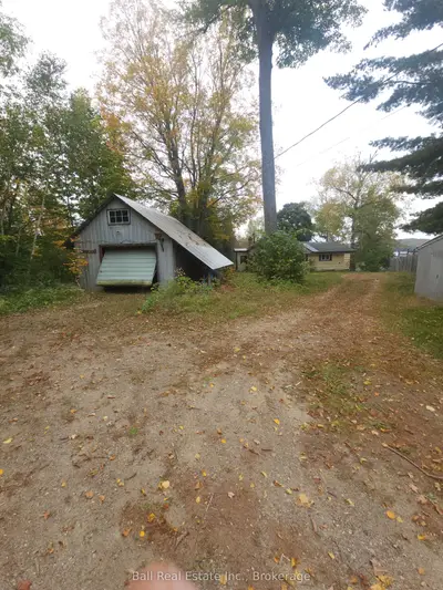 83 Fell Rd, R.r. #2 Baptiste, Hastings Highlands, On K0l 2s0