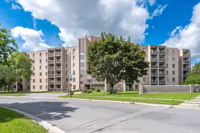 17 Eldon Hall Place 112, Kingston, On K7m 7h5