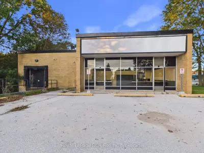 33 Argyle Street, Grey Highlands, On N0c 1h0
