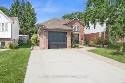 150 Bankside Drive, Kitchener, On N2n 3e4