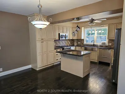 326 ERIE Avenue, Brantford, ON N3S 2H8
