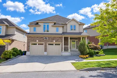 31 Melinda Street W, Kitchener, On N2e 0b8