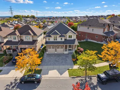 31 Melinda Street W, Kitchener, On N2e 0b8