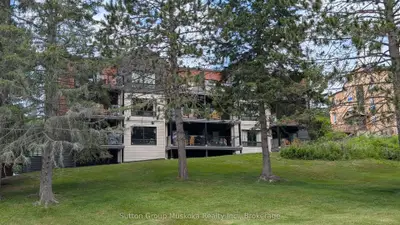 52-205 Deerhurst Drive, Huntsville, On P1h 2e8