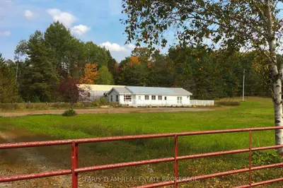 2180-2186 Highway 141, Muskoka Lakes, On P0b 1l0