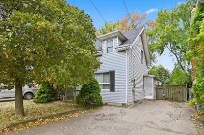 24 Brucedale Avenue W, Hamilton, On L9c 1c2