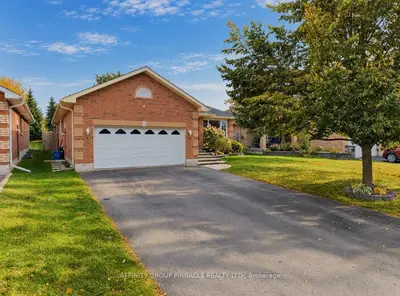 5 Denfield Road, Kawartha Lakes, On K9v 0b4