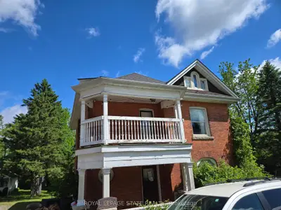 2087 Governors Road, Hamilton, On L0r 1j0