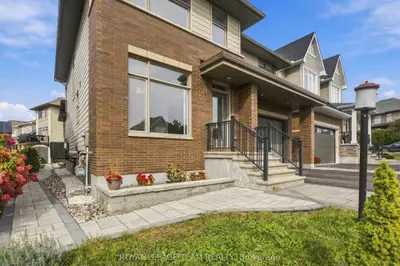 373 Huntsville Drive, Kanata, On K2t 0h5