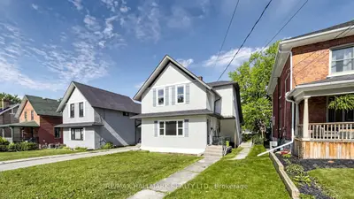86 Queen Street, Kawartha Lakes, On K9v 1g4