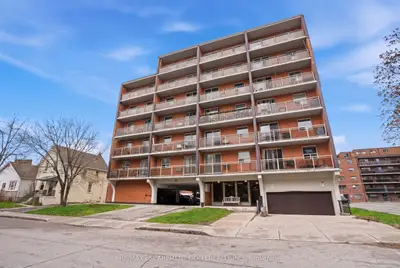 30 Summit Abbey 303, Hamilton, On L8v 2r8