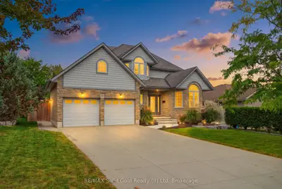 30 VANEVERY Way, Stratford, ON N5A 8C1