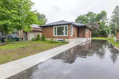 890 Weller Street Main, Peterborough, On K9j 4x8