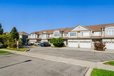 488 Stonehenge Drive, Hamilton, On L9k 1s7