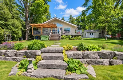 27 Hillcrest Avenue, Kawartha Lakes, On K0m 2b0