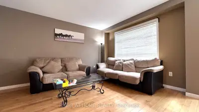 858 Whetherfield Street, London North, On N6h 5t7