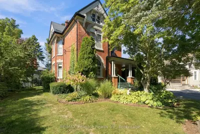 19 Sparling Street, Huron East, On N0k 1w0