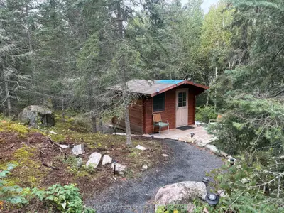 21 Acheson Way W, Kenora, On P9n 0b9