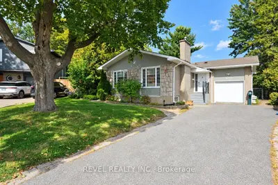 2213 CIRCLE Place, Elmvale Acres and Area, ON K1G 3E2