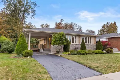 1203 Royal Drive, Peterborough, On K9h 6r3