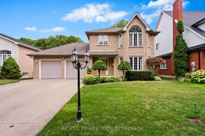 98 Debora Drive, Grimsby, On L3m 4j3