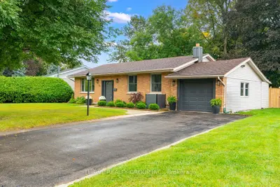 29 SOUTHLAND Drive, London South, ON N6P 1E5