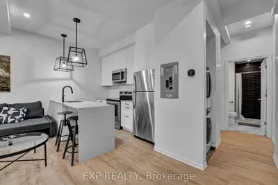 327 Catherine Street 2, Ottawa Centre, On K1r 5t4