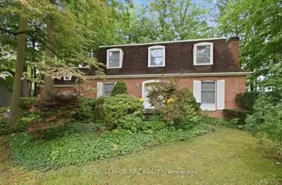 53 Stella Street, Pelham, On L3e 0t8