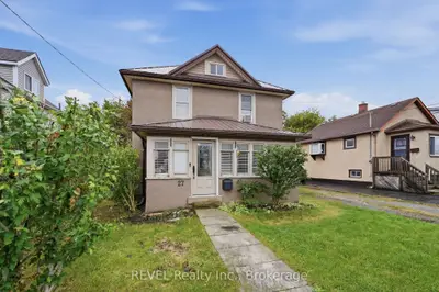 27 CHRISTMAS Street, Port Colborne, ON L3K 1M3