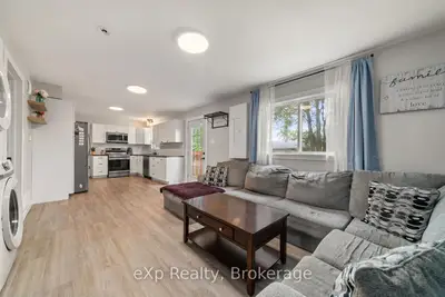 89 College Street E Unit A, Belleville, On K8p 2e8