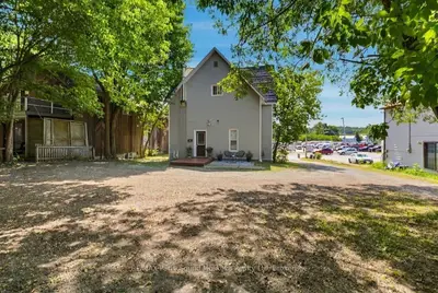 18 William Street, Parry Sound, On P2a 1v1