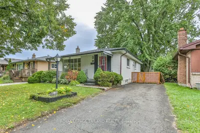 15 TALAVERA Crescent, London East, ON N5V 1K7