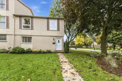 109 Mcmaster Drive E, London South, On N6k 1j3
