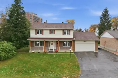 1283 Surrey Avenue, Hunt Club - South Keys And Area, On K1v 6s8