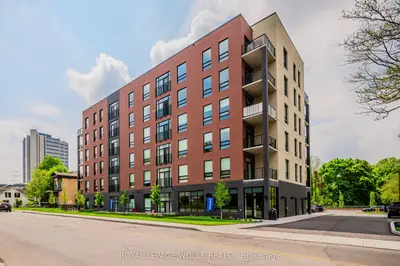 24 Union Street E 205, Waterloo, On N2j 1b7