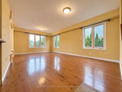 2052 BLACKWATER Road, London North, ON N5X 4K1