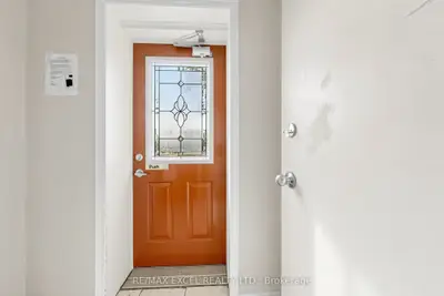 259 Victoria Avenue N Main, Hamilton, On L8l 5g3