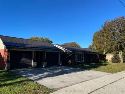 5 Stinson Street, South Bruce, On N0g 2j0