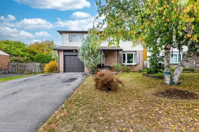24 Carberry Road Street, Erin, On N0b 1t0