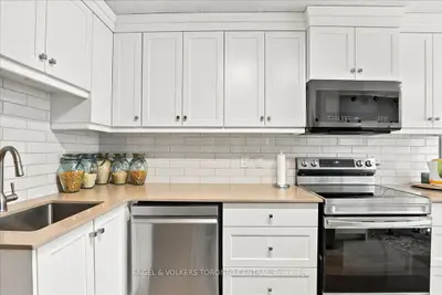 30 Green Valley Drive W #36, Kitchener, On N2p 1g8
