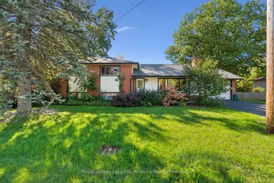 135 Muskoka Beach Road, Gravenhurst, On P1p 1b6