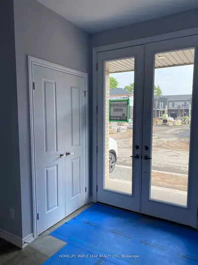 5672 Dorchester Road 6, Niagara Falls, On L2g 4y8